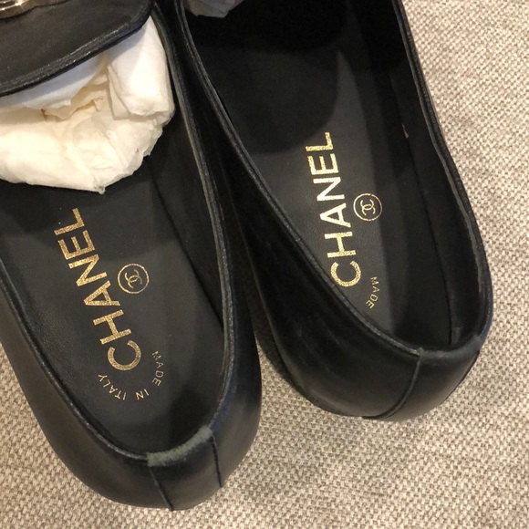 Chanel Black Lambskin Moccasin Loafers - Picture 10 of 10